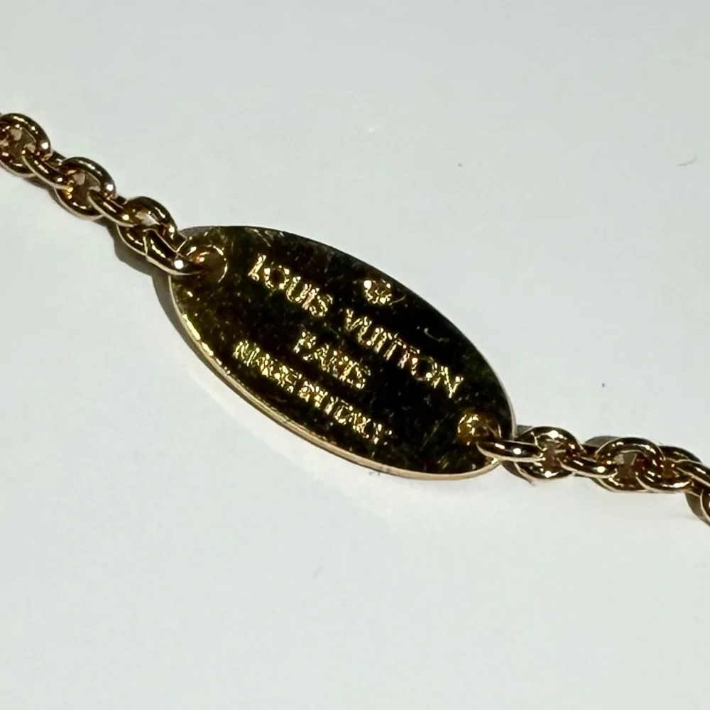 Louis Vuitton- LV & Me bracelet. Initial C. - Picture 4 of 7